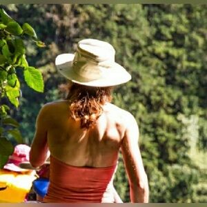 Tilley Airflo Sun Hat Khaki Beige Size 7 Made in Canada Packable Travel